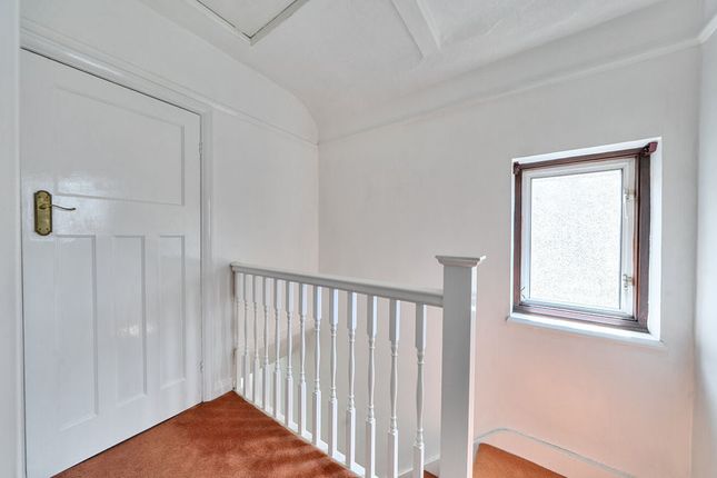 21, Glenn Avenue, Purley photo 4