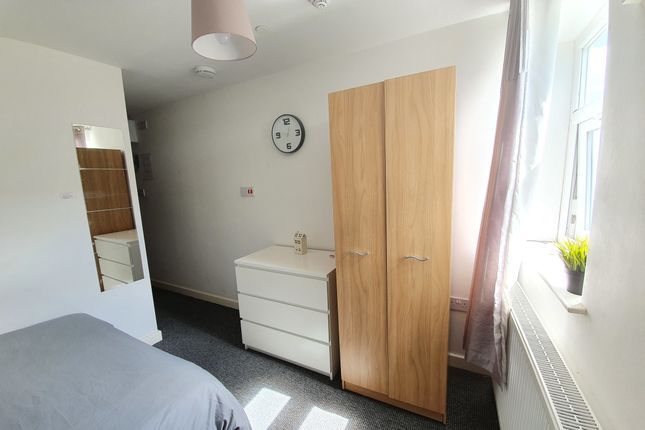 station hotel, Station Street, Bloxwich photo 3