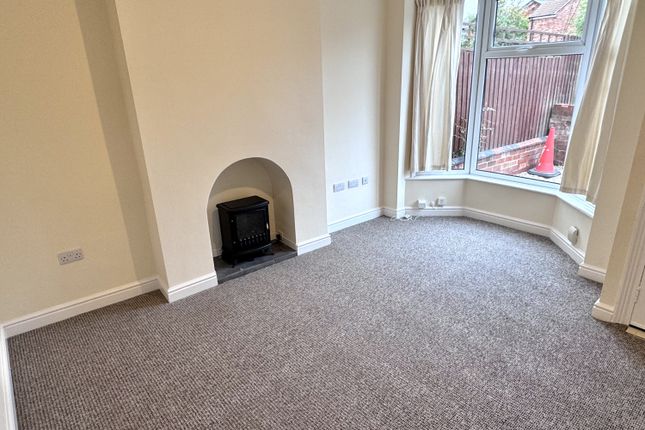 113, Sincil Bank, Lincoln photo 2