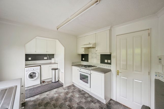 94, Palm Grove Court, Doncaster photo 4