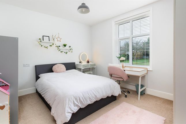 34, Nodes Road, Cowes photo 4