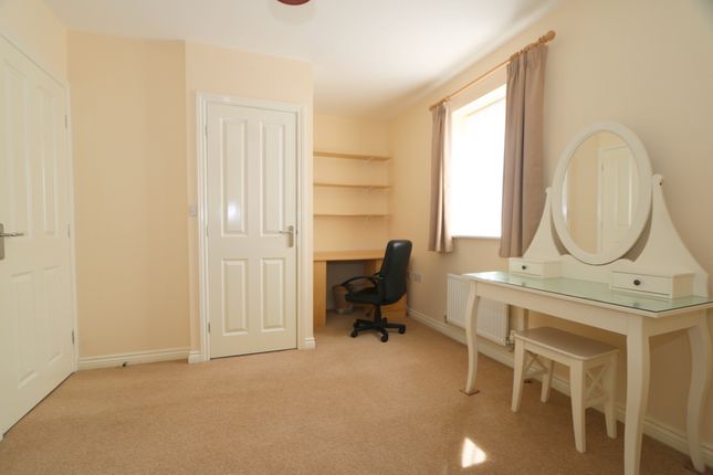 57, Crowsley Road, Bedford photo 5
