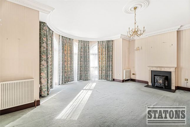 Kinghams, 7, Oaklands Road, London photo 3