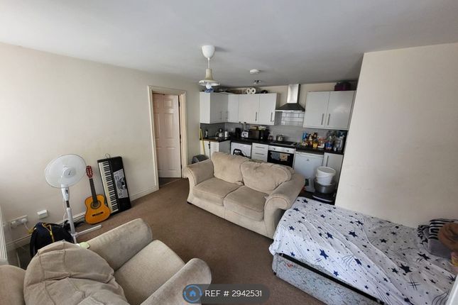 Coopers Mews, Adelaide St, Luton photo 2