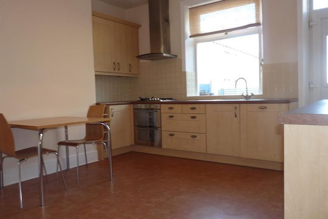 22, Myrtle Avenue, Bingley photo 5