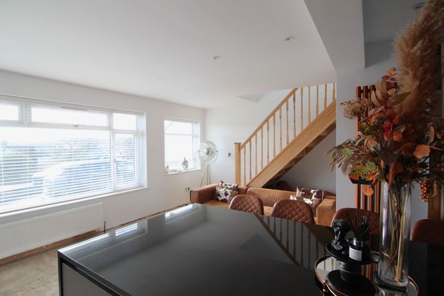 7 Hillview Gardens, Felton photo 3