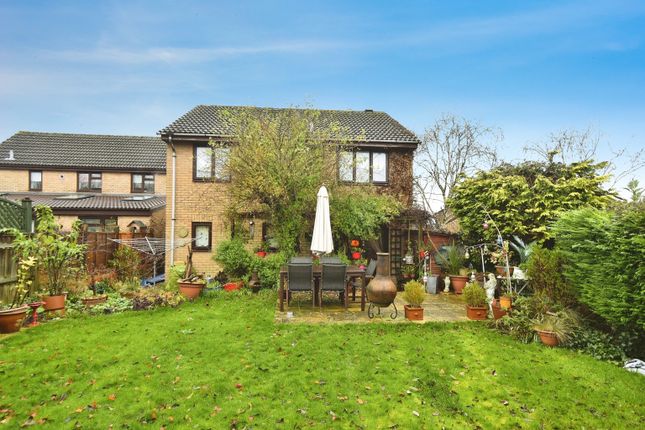 Detached house for sale in Lineacre Close - Grange Park, Swindon