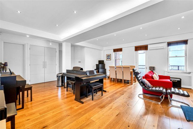 3 Heron Court, 3-5, High Street, Hampton photo 3