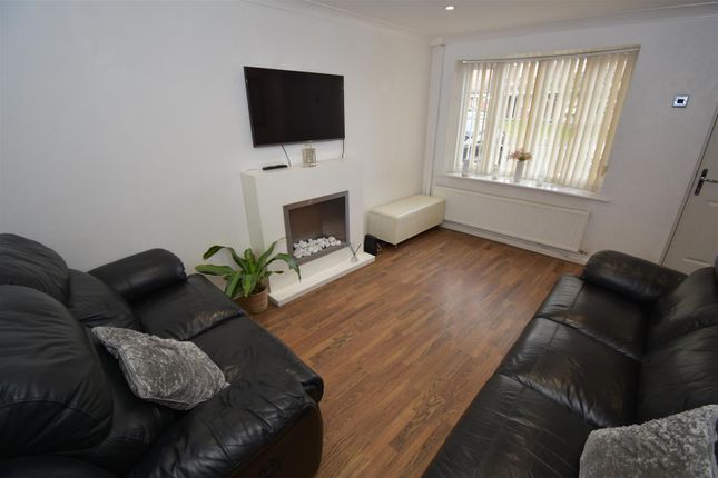 15, Bradewell Road, Birmingham photo 2