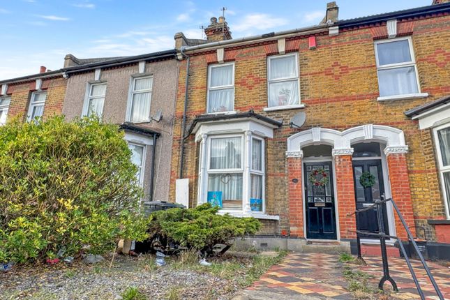 Terraced house for sale in Pelham Road, Gravesend