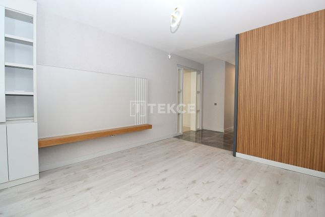 Apartment for sale in Akpınar, Çankaya, Ankara, Türkiye