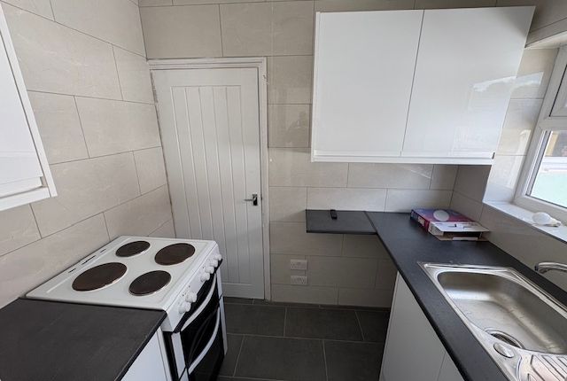 5, Station Street, Cheslyn Hay photo 5