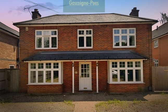 Thumbnail Detached house to rent in Reading Road, Basingstoke