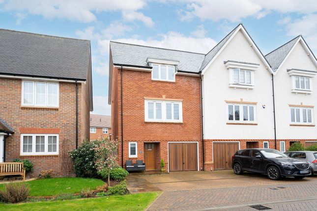 Thumbnail Town house for sale in Howard Place, Horsham