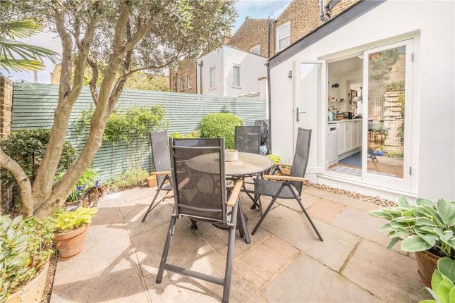 131, Heath Road, London photo 3