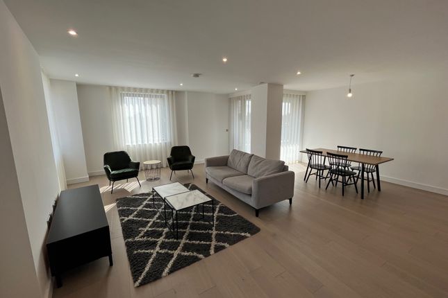 43, Rosewood Building, Shoreditch Exchange, London photo 2