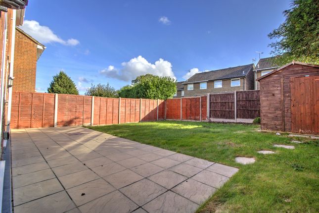 Bashford Way, Crawley photo 4