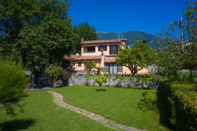 Thumbnail Villa for sale in Via Caini, Maratea, Basilicata