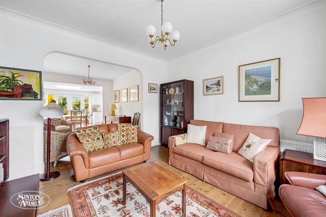 7, Swyncombe Avenue, London photo 4
