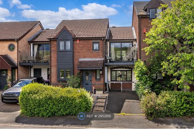 Derwent Drive, Priorslee, Telford photo 2