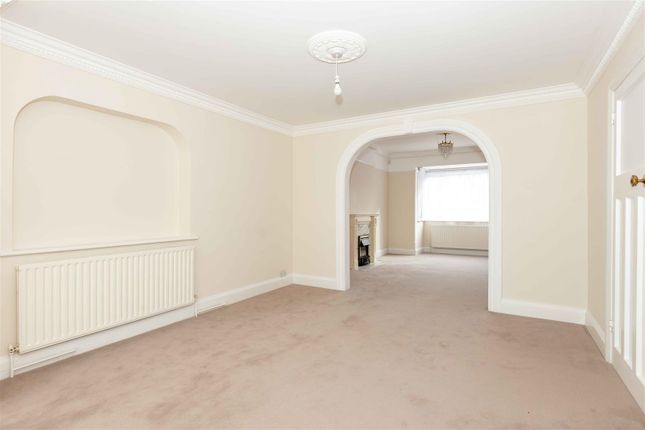 28, Hythe Road, Worthing photo 3