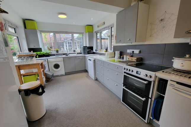 25, Phillipps Road, Barham, Ipswich, Suffolk, IP6  photo 3