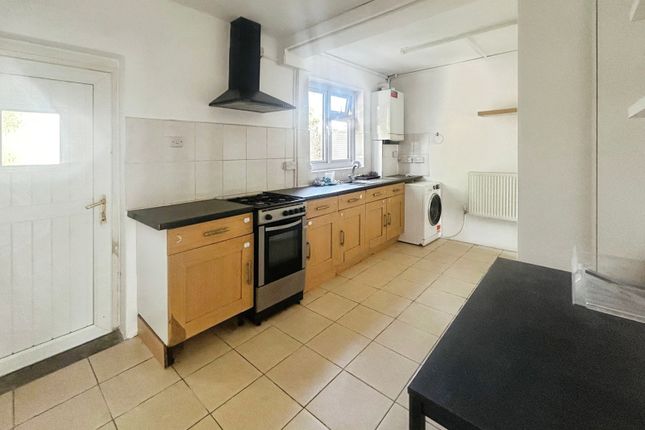 549, Cannock Road, West Midlands photo 2