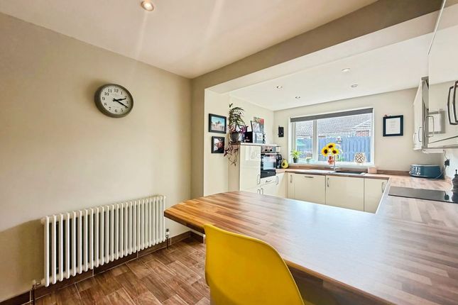15, Granville Avenue, Whitley Bay photo 4