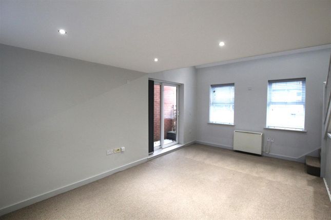 2B, Avenue Road, Essex photo 3