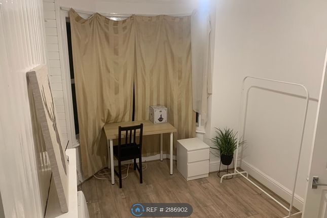 Thumbnail Room to rent in Audley Street, Reading