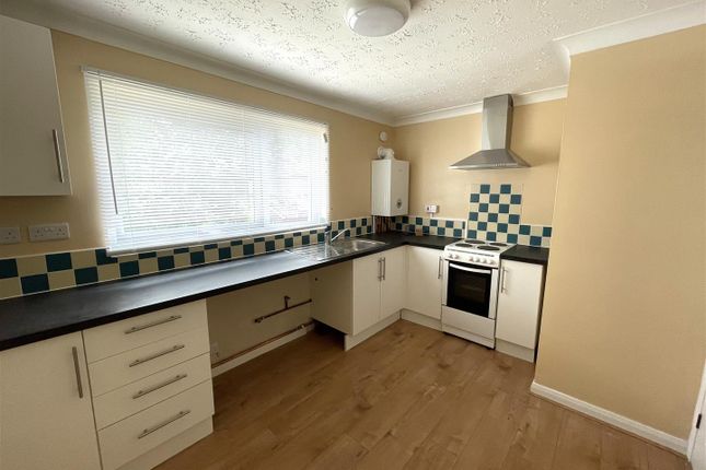 6 Sextant Court, Armada Way, Littlehampton photo 4