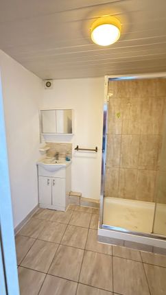 Flat 2, Ron Leighton way, London photo 5