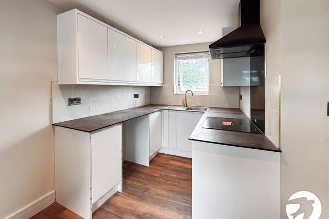 12b, Brook Street, Erith photo 3