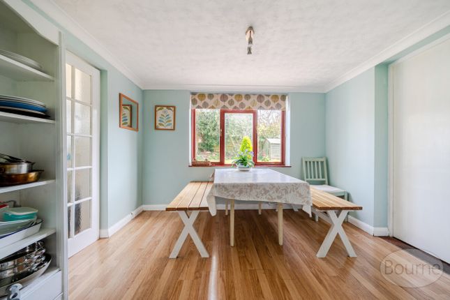191, Ockford Ridge, Godalming photo 3
