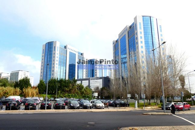 Thumbnail Apartment for sale in Exceptional Apartment, Top Floor, + 1, São Domingos De Benfica, Lisbon City, Lisbon Province, Portugal