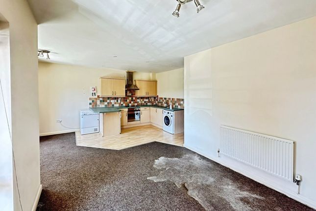 Flat 49, Royal Victoria Court, Gamble Street, Nottingham photo 2