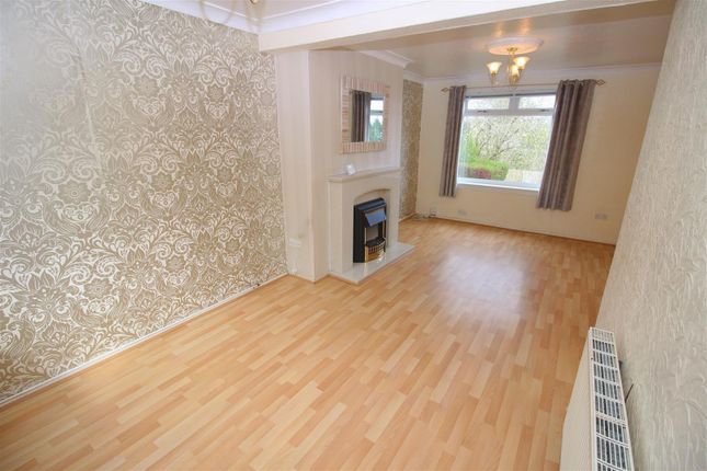 70, Maple Road, Greenock photo 3