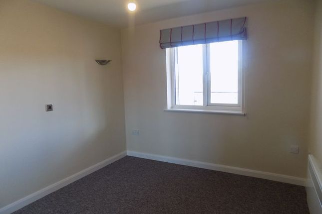 Flat to rent in Gate House Mews, Stafford