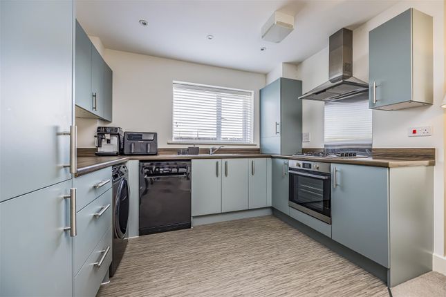 Flat 3 Meon Court, 6, Titchfield Close, Havant photo 4