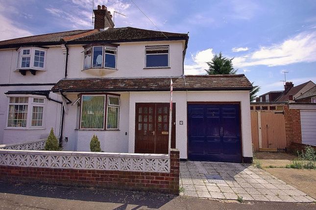 Semi-detached house to rent in 76 King Georges Avenue, Watford