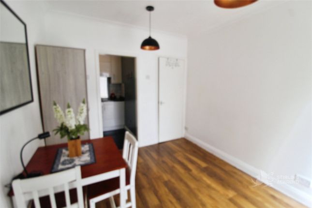 Studio Room