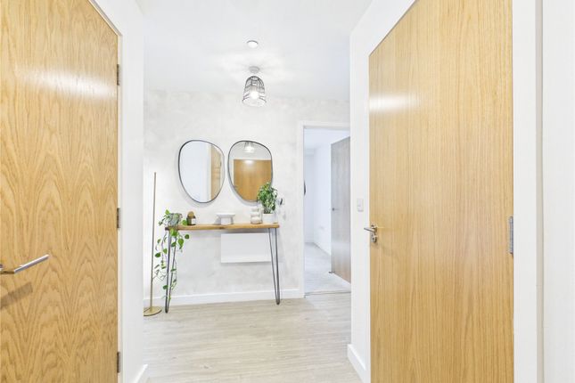 Apartment 27, Block A Crossings,, Park Green, Cheshire photo 2