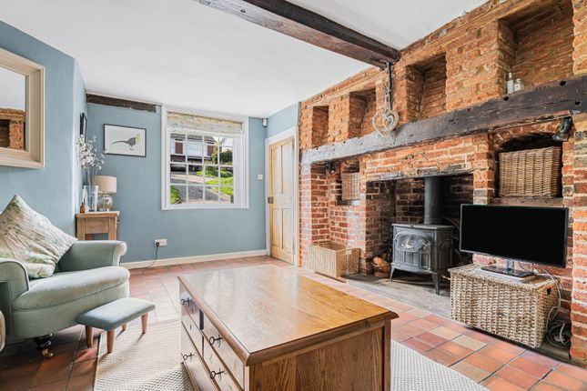 24, High Street, Whitwell photo 3