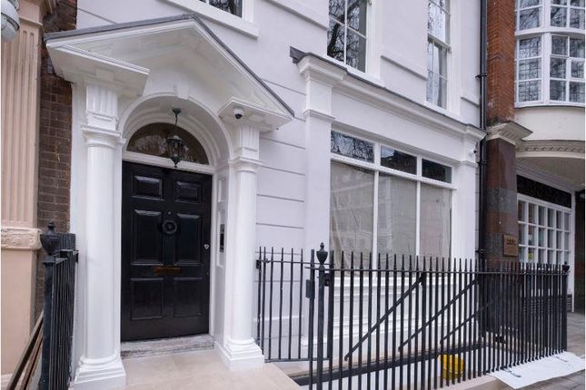 Office to let in 2 Soho Square, Soho, London