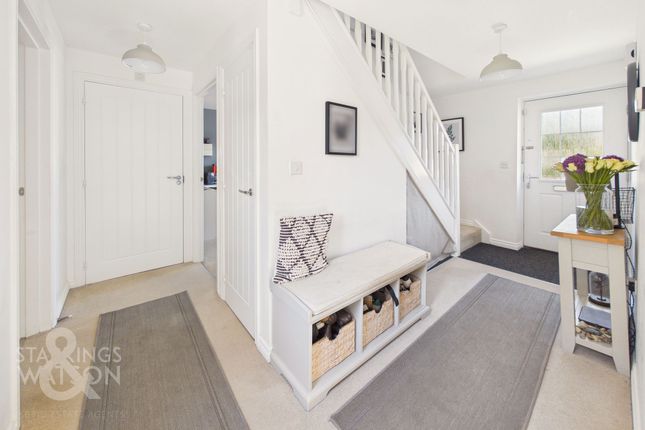 19 Saxifrage Close, Norwich photo 4