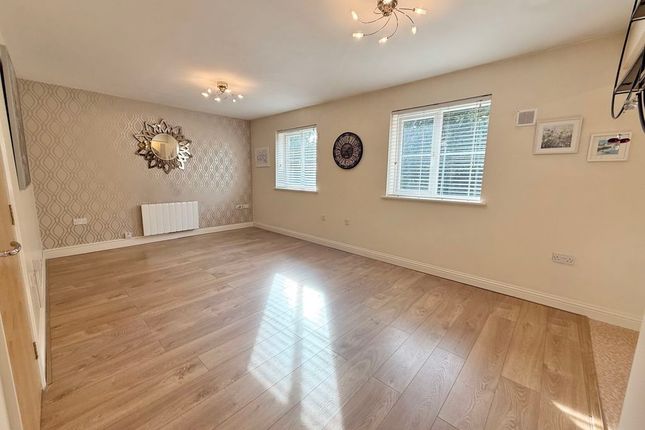 26, Monarch Way, Leighton Buzzard photo 3