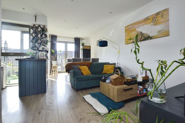 Flat 31 Galley House, 1, Atlantis Avenue, London photo 2
