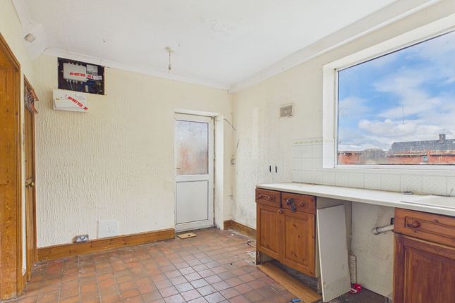 26 Sycamore Avenue, Barry photo 3