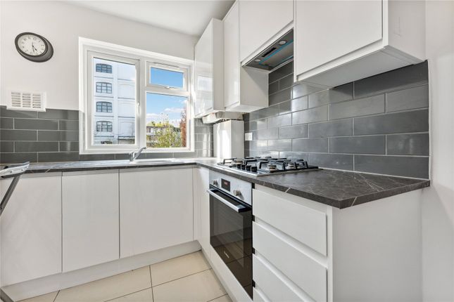 Flat to rent in St John's Villas, Tufnell Park