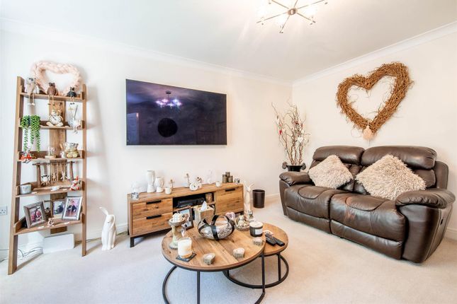 603, Preston Road, Chorley photo 3